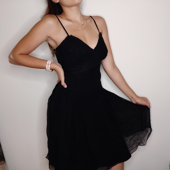 100% Silk Black Flowy Babydoll Midi Sun Dress Sz 6 - Picture 2 of 4